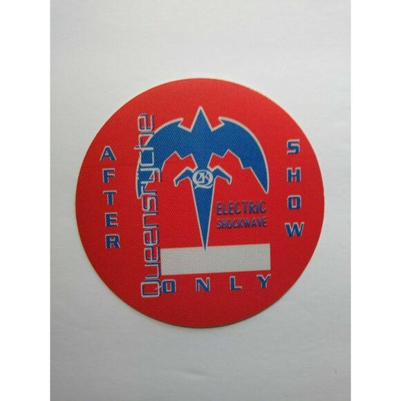 Queensryche Electric Shockwave Backstage Pass Original 1999 Rock Music Red - Picture 2 of 2